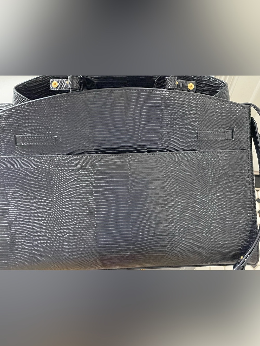 DeMellier 100% Italian Cowhide Lizard Embossed Black Hudson Tote Bag - Picture 11 of 15